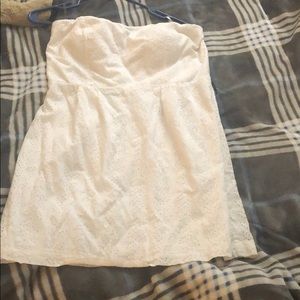 Mini white strapless dress ❣️